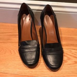 Banana Republic Chunk Heels